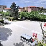Hotel Mediterraneo Cavi di Lavagna