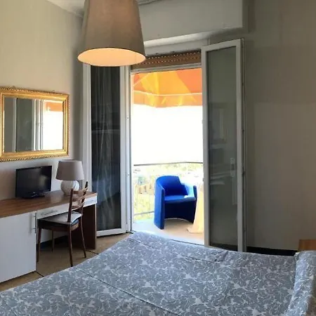 Szálloda Mediterraneo Cavi di Lavagna