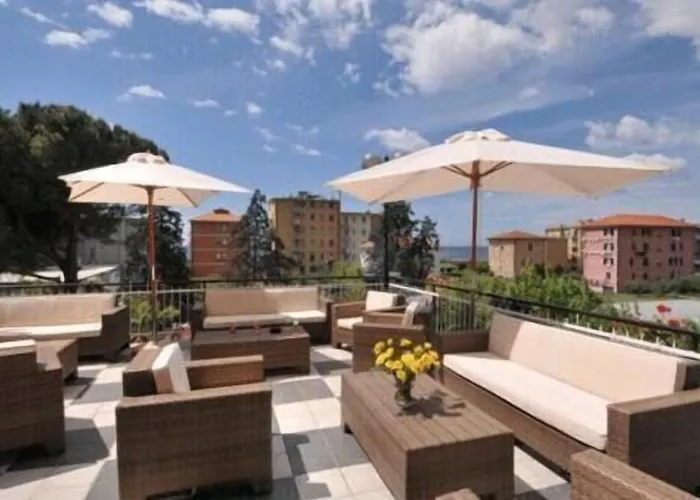 Mediterraneo Hotel Cavi di Lavagna