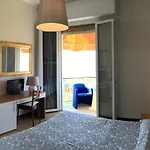 Hotel Mediterraneo Cavi di Lavagna