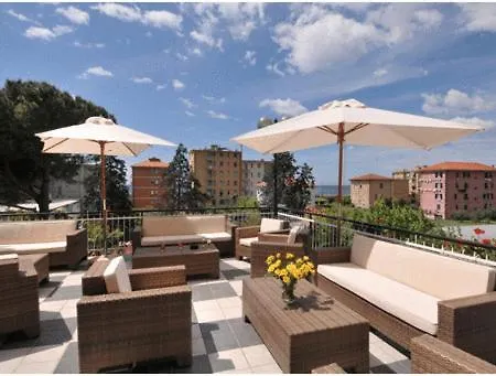 Mediterraneo Hotel Cavi di Lavagna