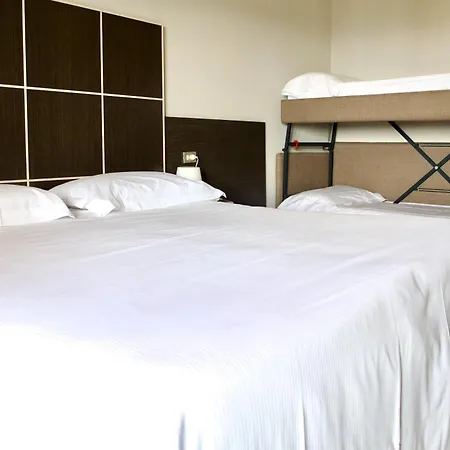 Mediterraneo Hotel 3*