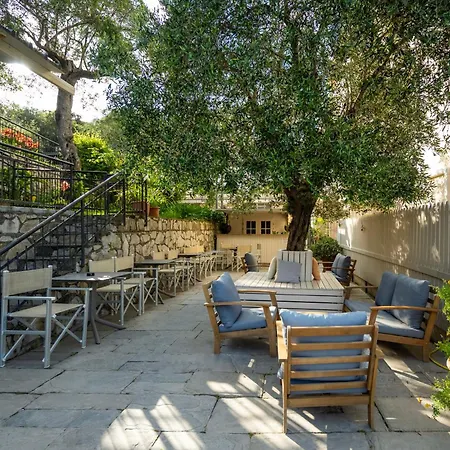 מלון Mediterraneo 3*