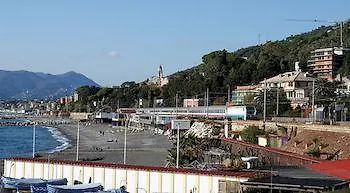Mediterraneo Hotel Cavi di Lavagna
