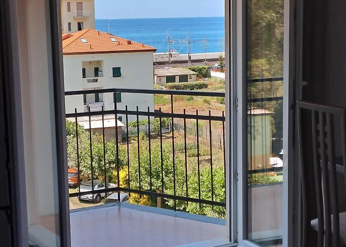Mediterraneo Hotel Cavi di Lavagna