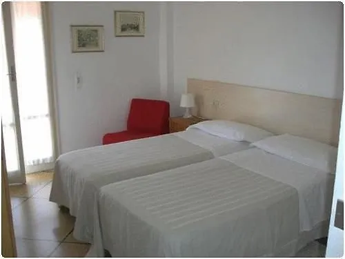 Mediterraneo Hotel 3*